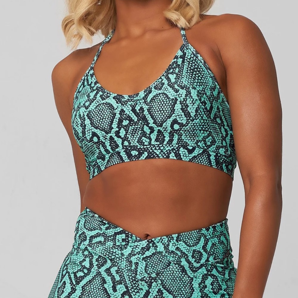 Lici Fit Boa Convertible Bra